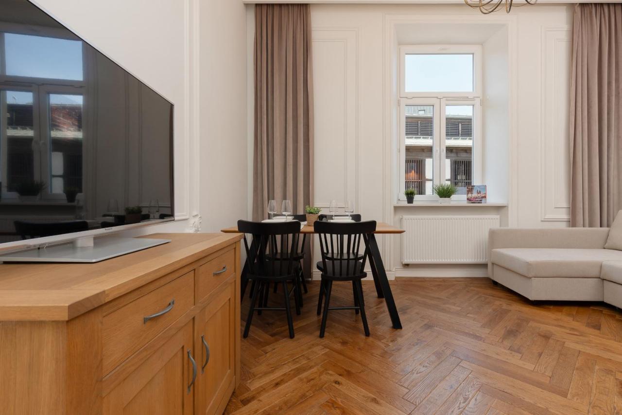 Leilighet Strzelecka Old Town Cracow By Renters Prestige *